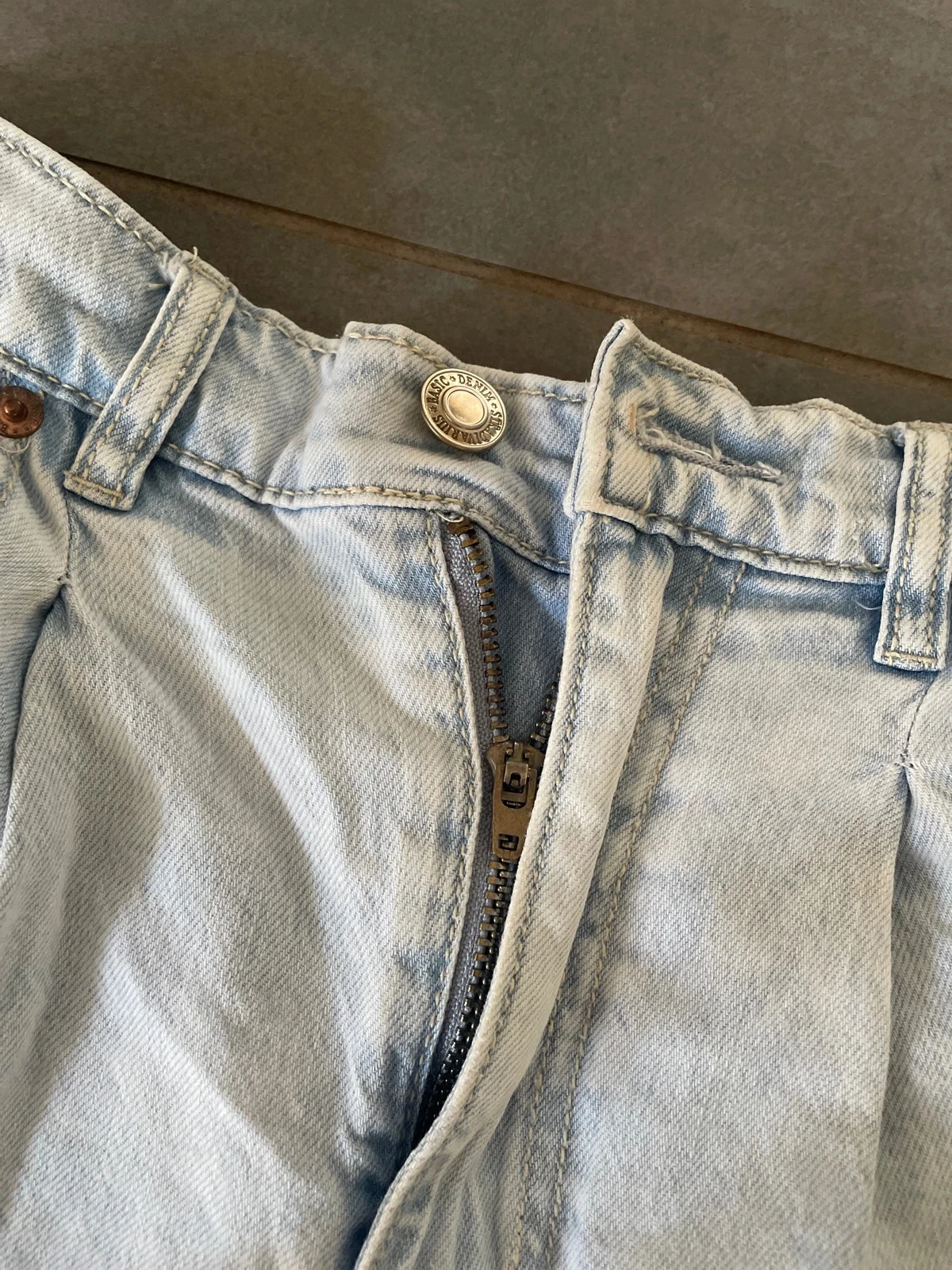 Pantalón corto de Stradivarius en denim, talla 34 para mujer/niña – photo 3